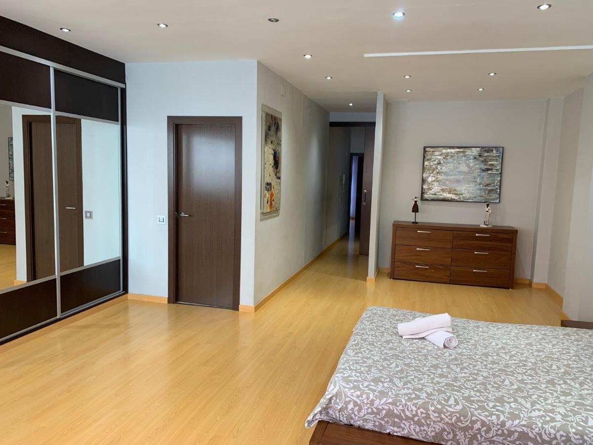 Luxury Apartment Mercat Central Tarragona Luaran gambar